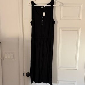 Black Sleeveless Dress with Button detail